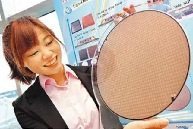 10899EDA3A580B950459F3585068C6F454BBD453_size43_w640_h430.jpg